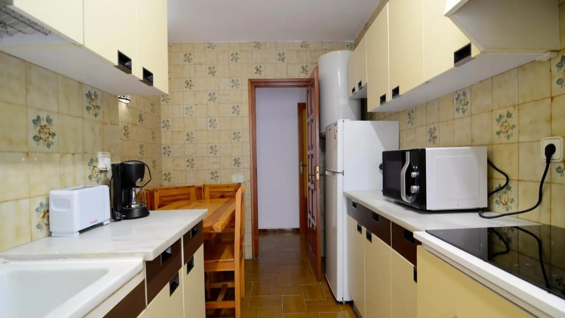 Puig Sureda 13-2B Apartment L'Escala