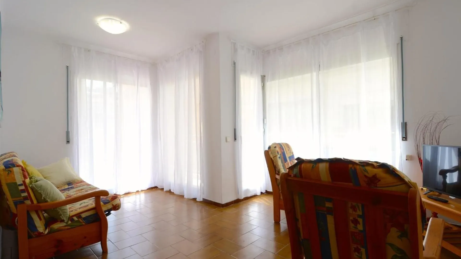 Puig Sureda 13-2B Apartment L'Escala